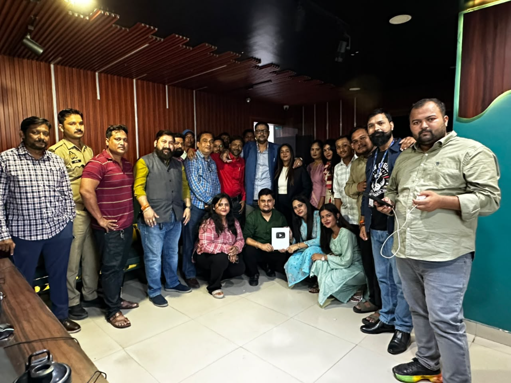 FILMITICS का डिजिटल धमाका! एक महीने में 15 करोड़ व्यूज़, YouTube सिल्वर प्ले बटन से बढ़ा सम्मान